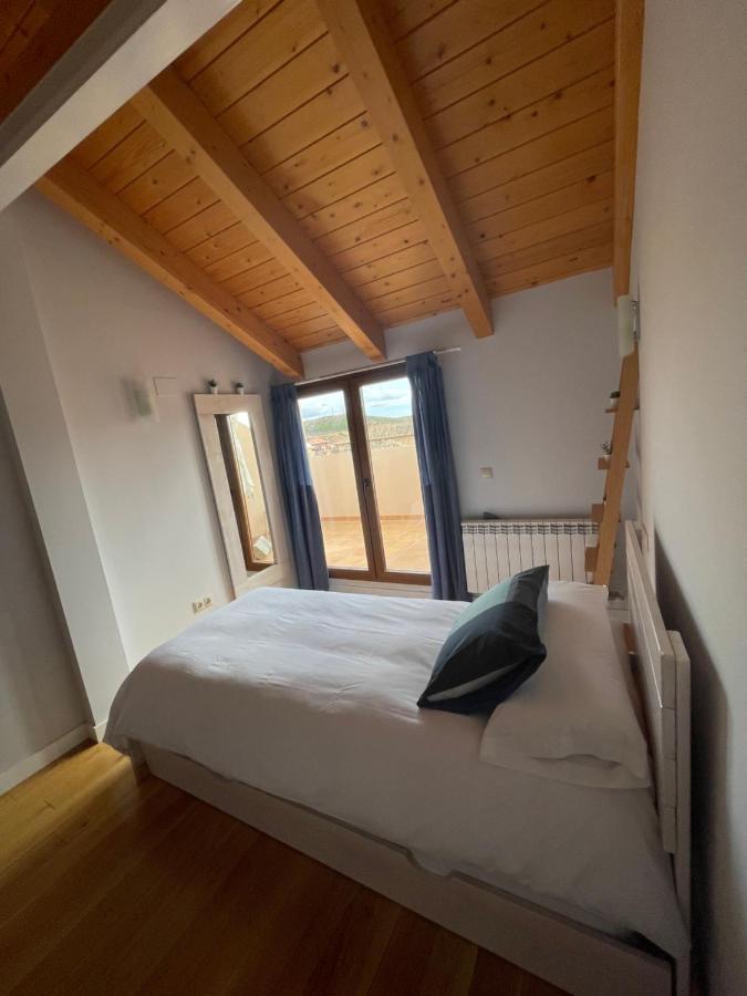 Appartement Atico En La Antigua Casa De Correos à Molina de Aragon Extérieur photo